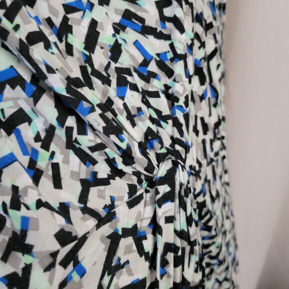 Apt. 9 Woman 1X Blouse gathered front geometric abstract Rayon pullover PRETTY - Picture 6 of 10